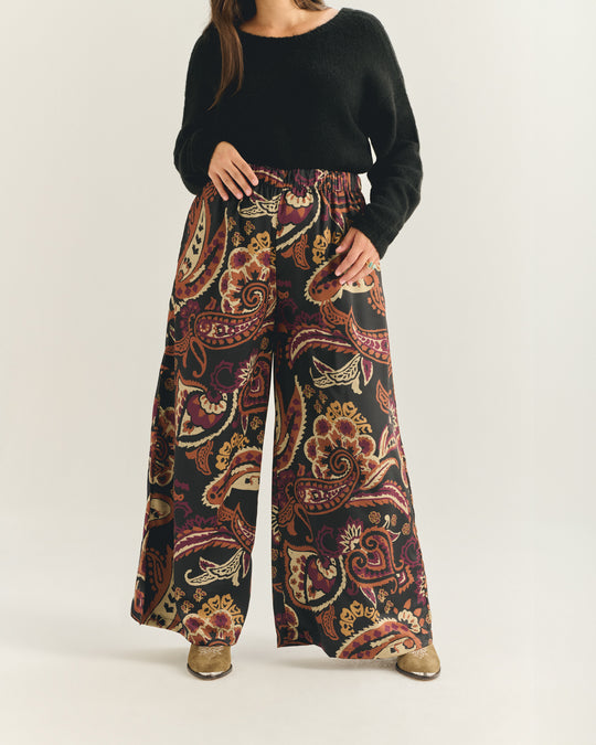 Levy print pants