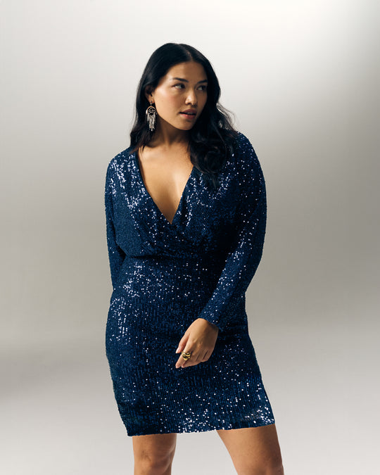 Find the perfect evening dress at Almé! Wide choice of long dresses, short dresses and cocktail dresses